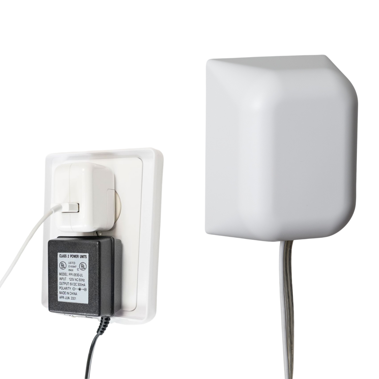 Qdos Outlet Cover Box - Medium